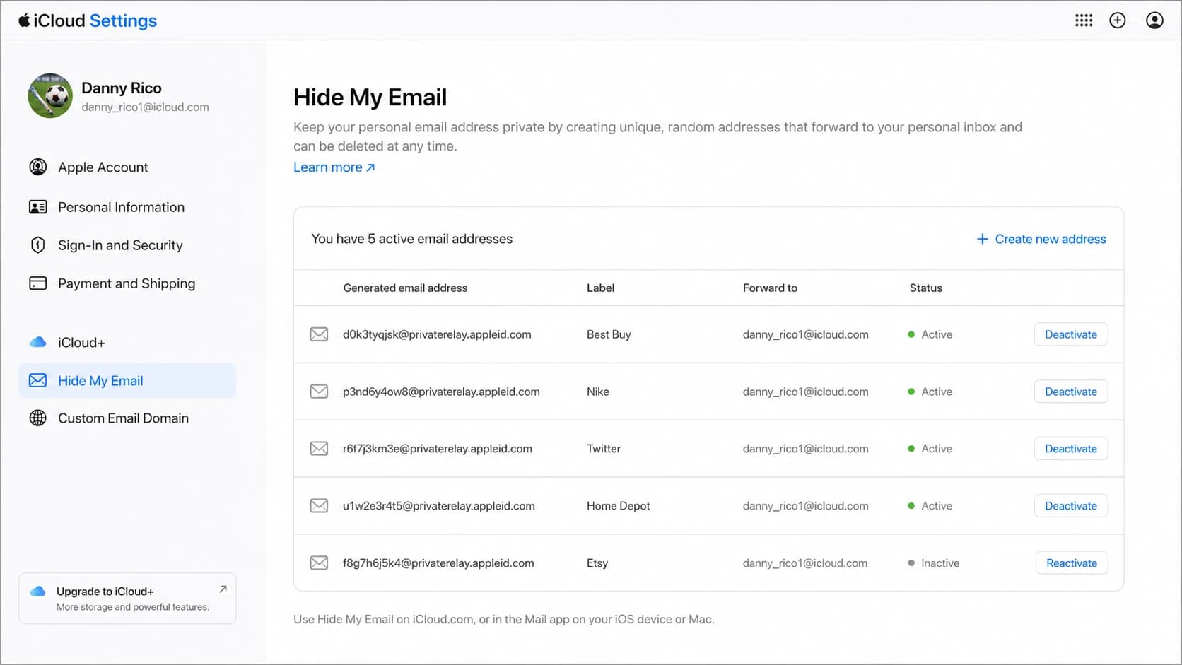 Apple iCloud Hide My Email settings screen showing random address management.